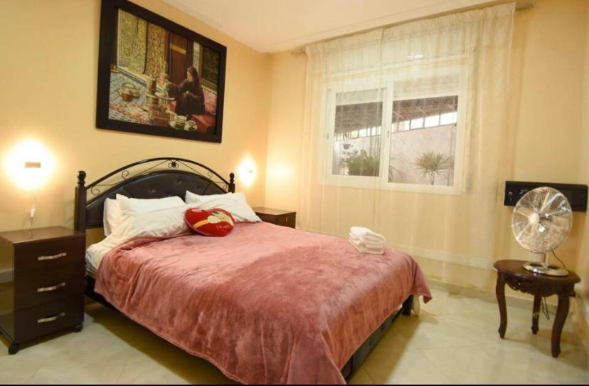 Appartement Elegant Et Climatise Au Centre Avec Terrasse - Proche Plage Et Attractions ! Tanger Exterior foto